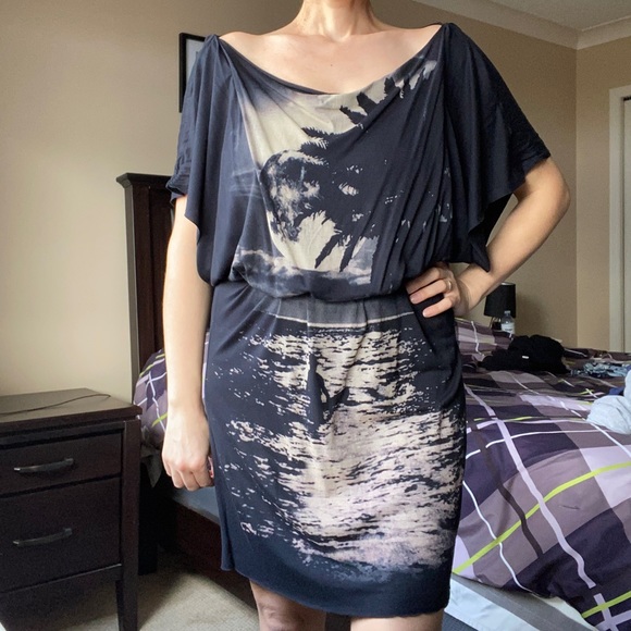 Shoulder tropical dress. Size small. Black with moonlight beach palm design. - Picture 4 of 4